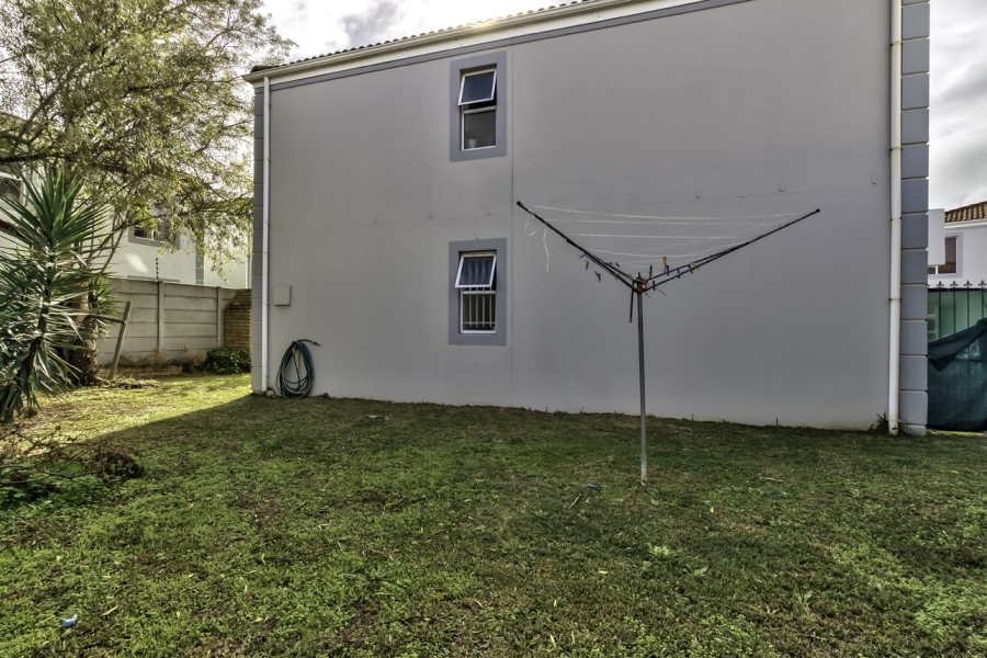 2 Bedroom Property for Sale in Parklands Western Cape
